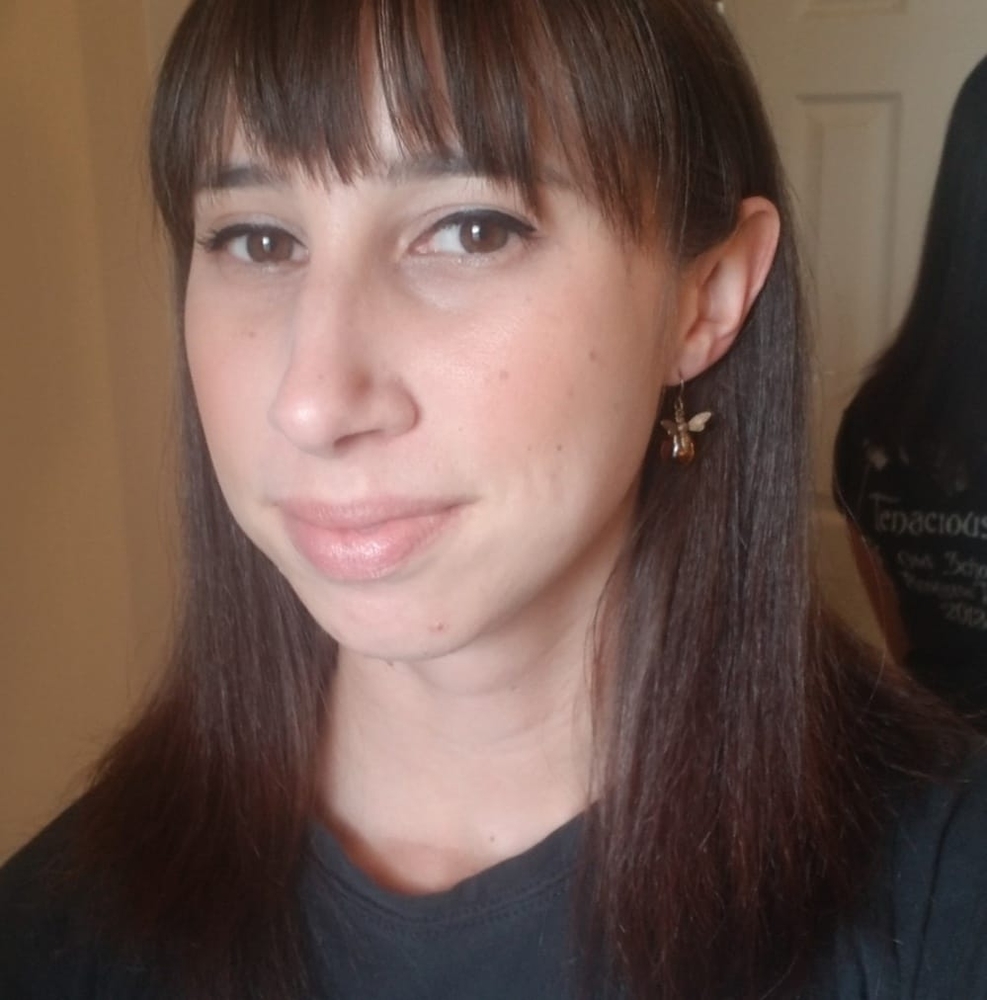 Meet your Posher, Alexandra